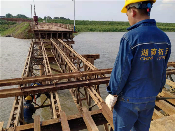 湖南九游会路桥工程机械有限公司,湖南路桥设施设计,湖南路桥设施销售,路桥建设